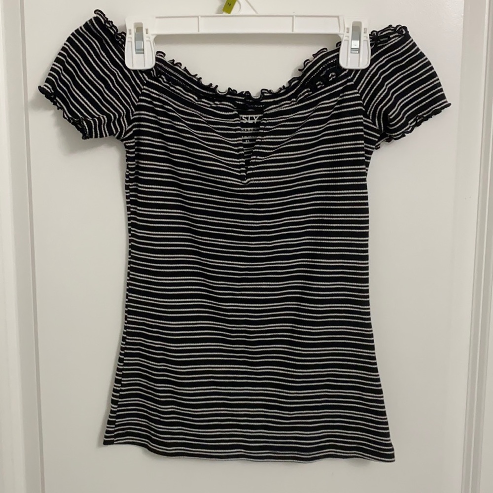 Aeropostale Seriusly soft off shoulder top XS